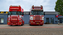 20251019-Tom-Holding-00180